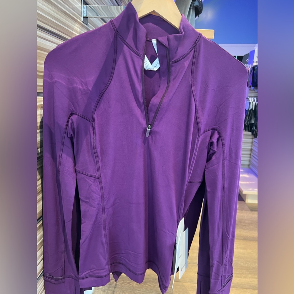 Lululemon  NWT it’s Rulu run half zip Dramatic Magenta